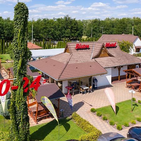 Csalánosi Vendégház Kecskemét Exterior foto